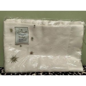 NOS VTG Beacon White Acrylic Baby Crib Nursery Blanket Satin Trim Hygienic